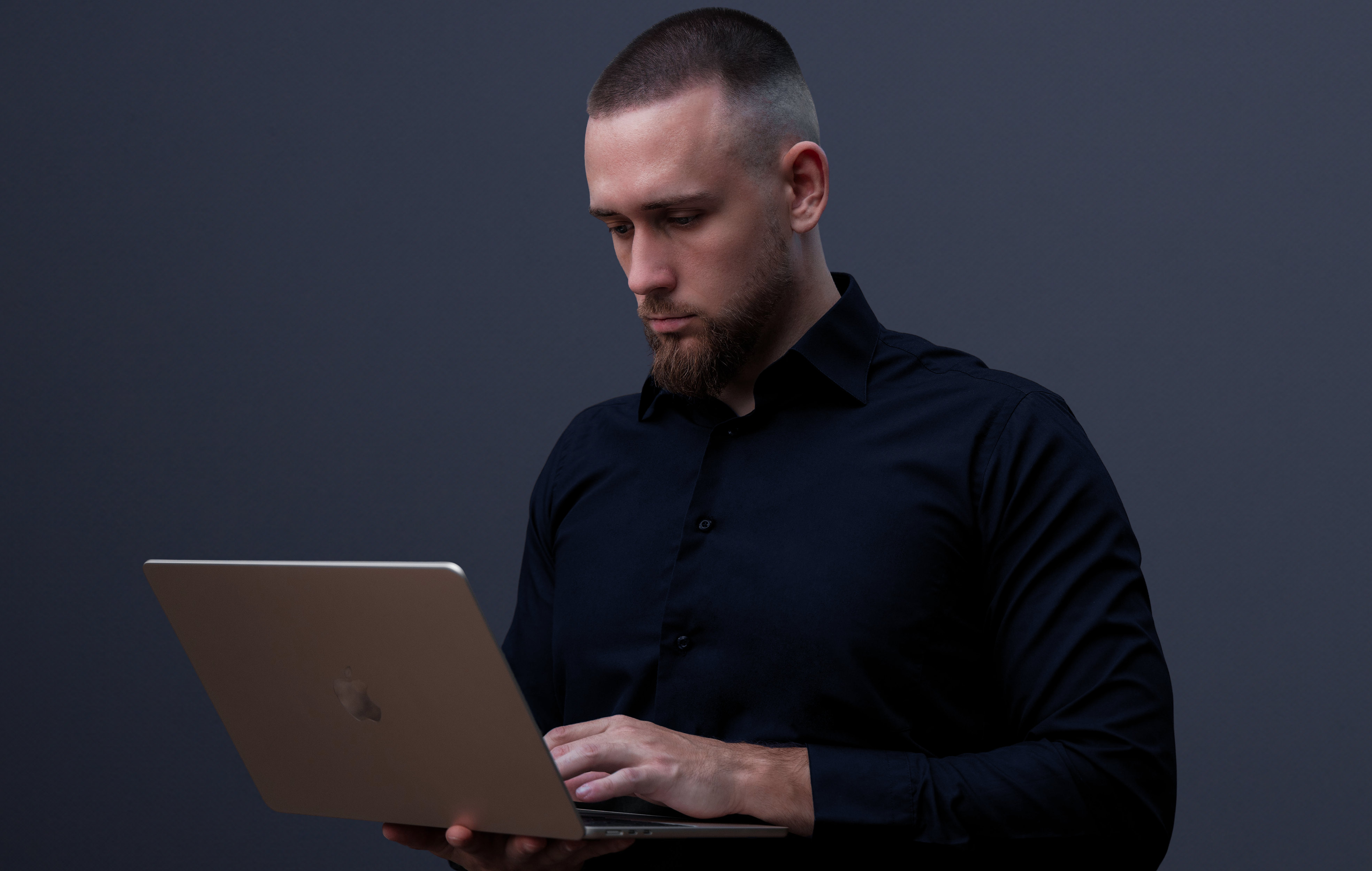 Zed M., founder of ZedNova Studio